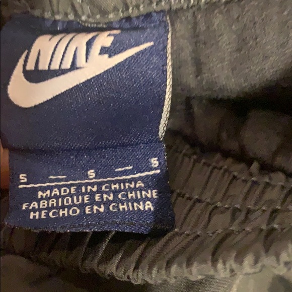 Little kid pants - Picture 3 of 3